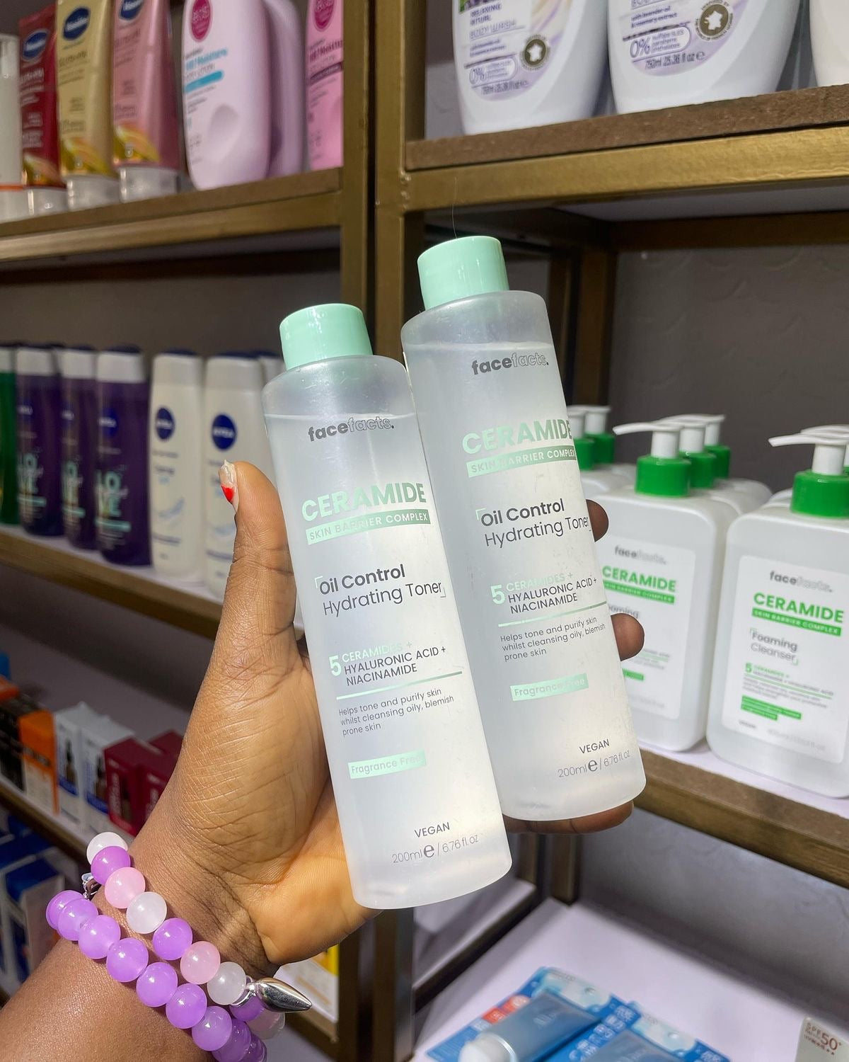 FACE FACTS oil control toner