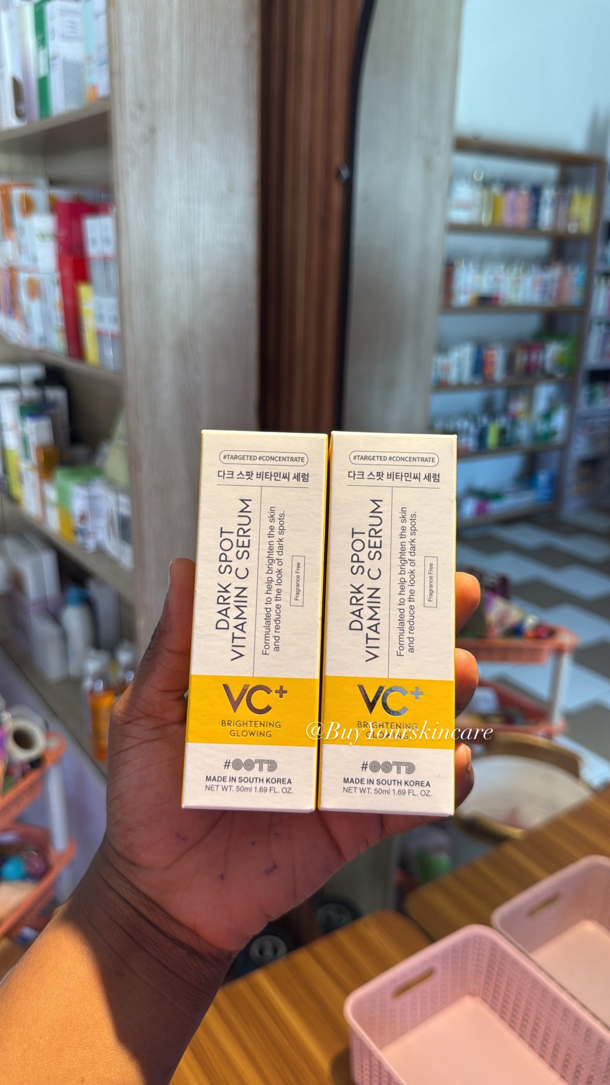 OOTD vitamin c dark spot serum